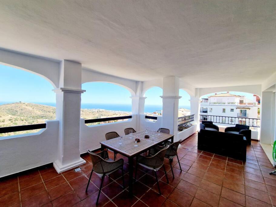 Las Palmeras Seaviews Mijas Exteriér fotografie